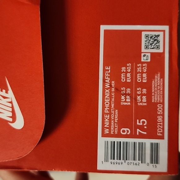 Purple Nike Phoenix Waffle Shoes Size 9 - Picture 2 of 3